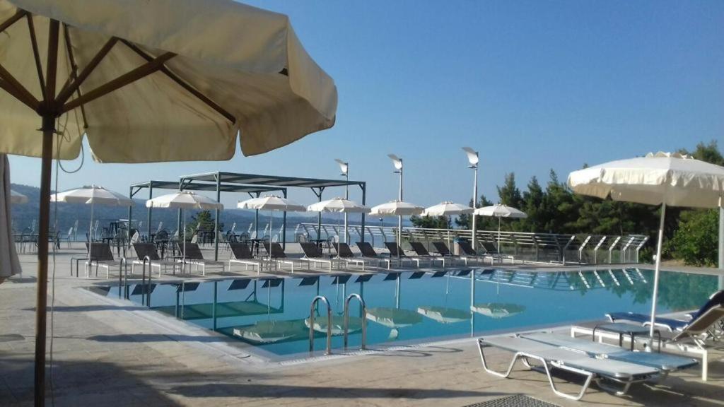 Giannis Village Resort Astakos Luaran gambar