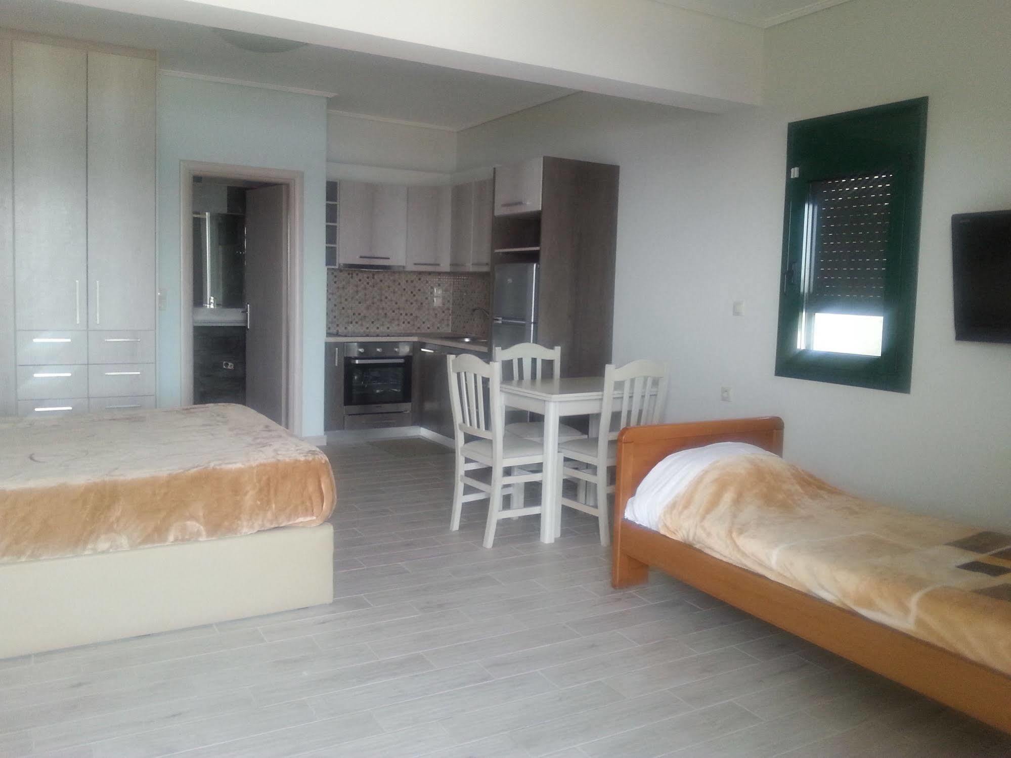 Giannis Village Resort Astakos Luaran gambar